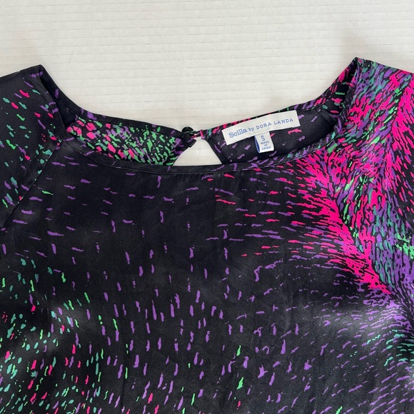 Chic Artistic Feminine 100% Silk Charmeuse Blouse Black & Vivid Print Women’s S - Picture 4 of 10